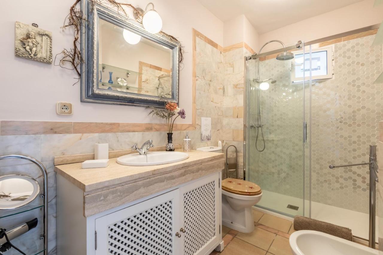 Апартаменты Apartamento Desde El Cielo De Triana Севилья Экстерьер фото