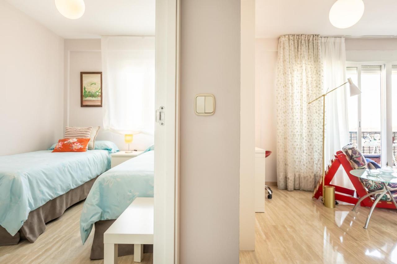 Апартаменты Apartamento Desde El Cielo De Triana Севилья Экстерьер фото